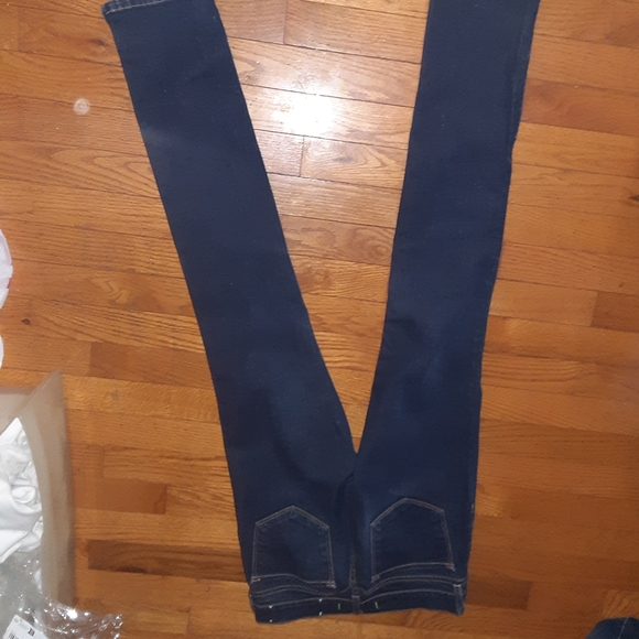 J brand and Jean's bootcut w zipper on bottoms - Picture 4 of 4